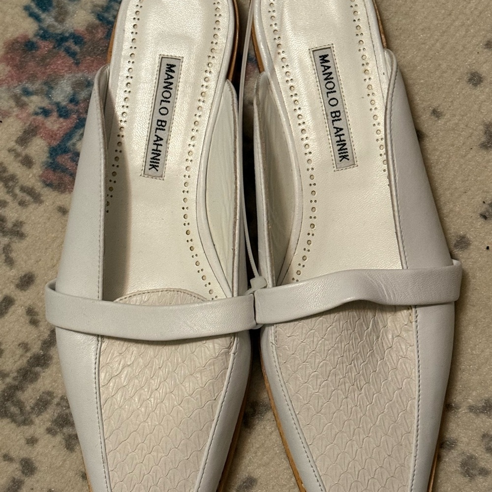 Manolo Blahnik Cream Loafers for Women